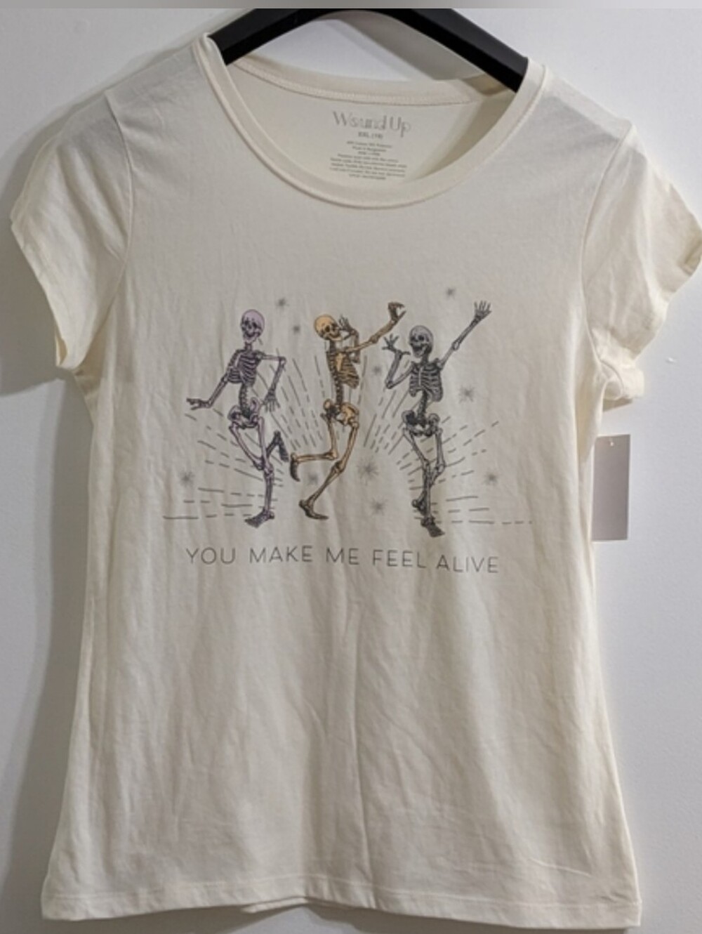 Women's You Make Me Feel Alive Skeleton Dancing T-Shirt, Size XXL(19),NWT